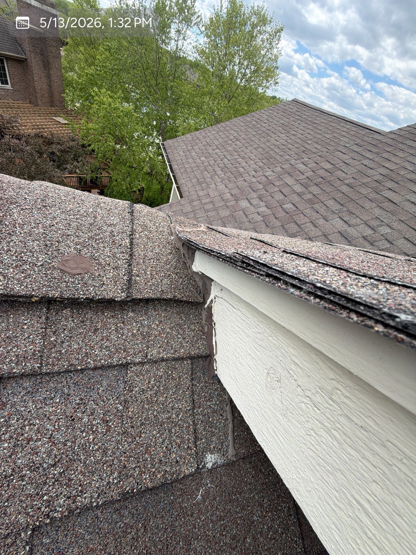Roof transition with wall condition